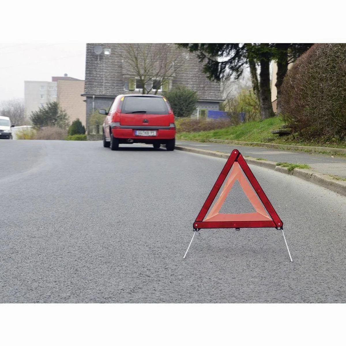 APA Micro Warndreieck, hohe Standfestigkeit, E-Zulassung, praktische Aufbewahrung 3