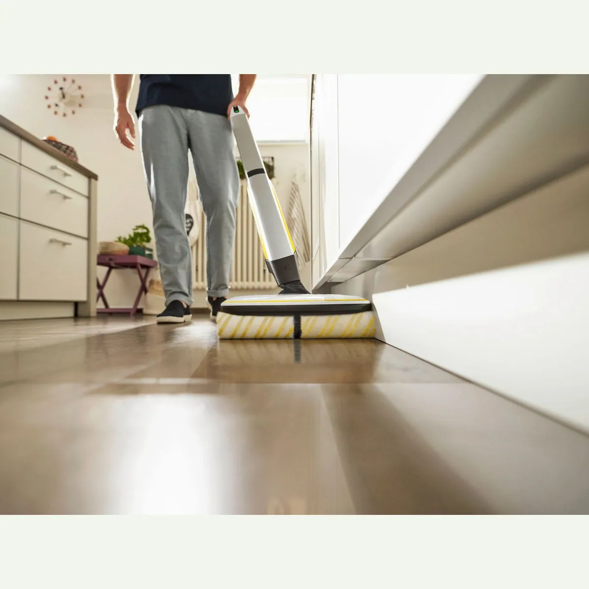 KÄRCHER Hartbodenreiniger FC 7 CORDLESS, kabellos, 4 rotierende Mikrofaserwalzen, Boost-Funktion 3