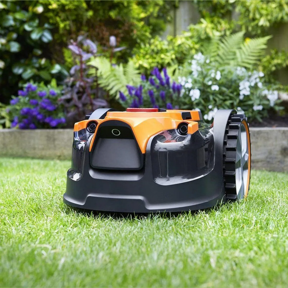 Lawnmaster Rasenmähroboter OcuMow VBRM16, kabellos, bis 150 m², Hindernisvermeidung 3