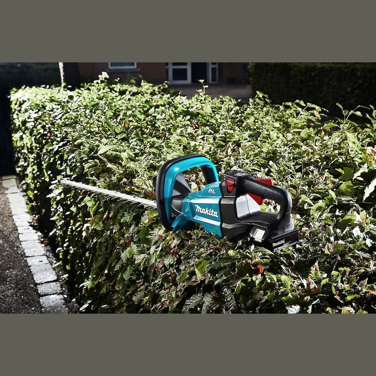 Makita DUH502Z Heckenschere, 50 cm Schnittlänge, 5-fach verstellbarer Griff 2