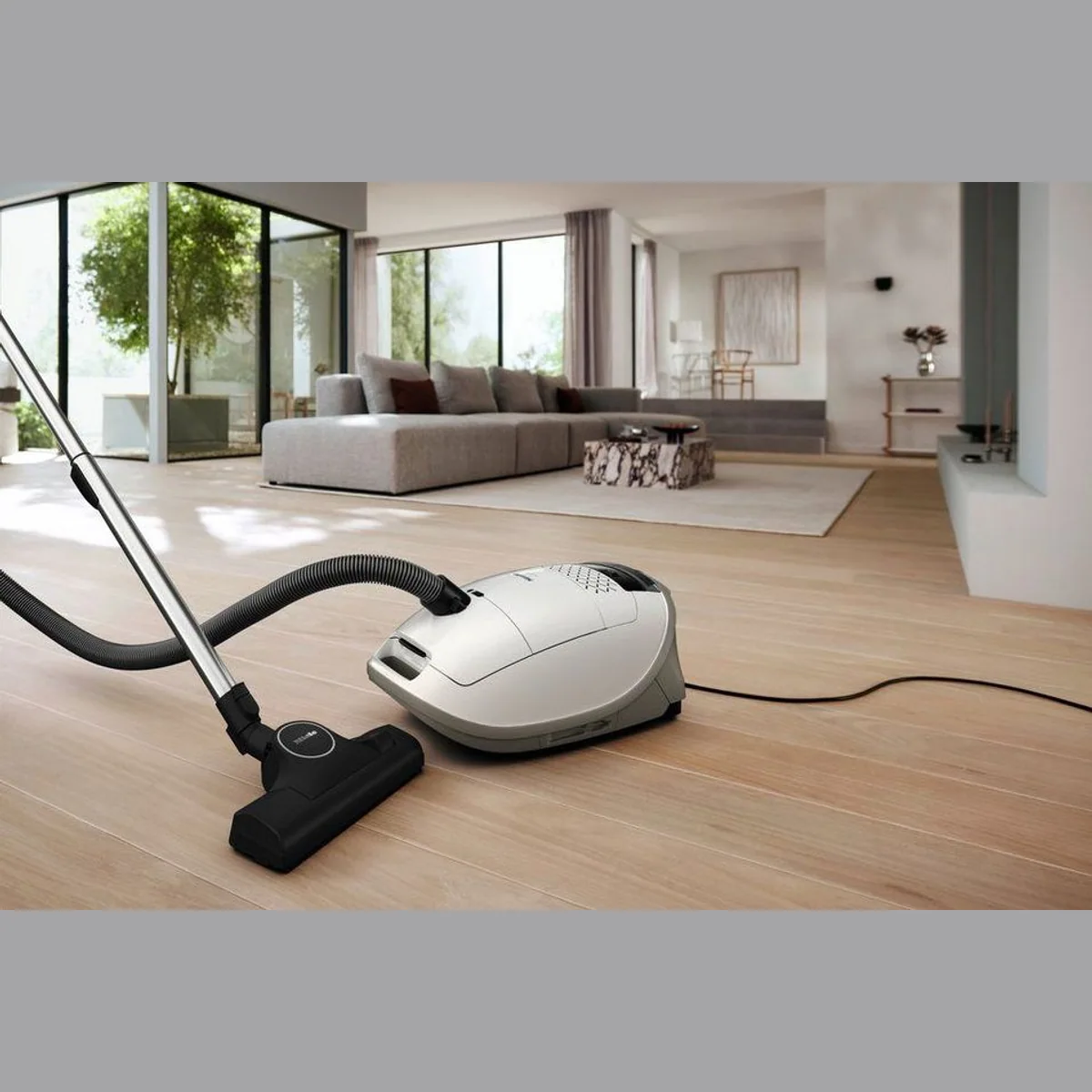 Miele Guard M1 Flex S8380, starke Saugleistung, integriertes Zubehör, höhenverstellbar 4