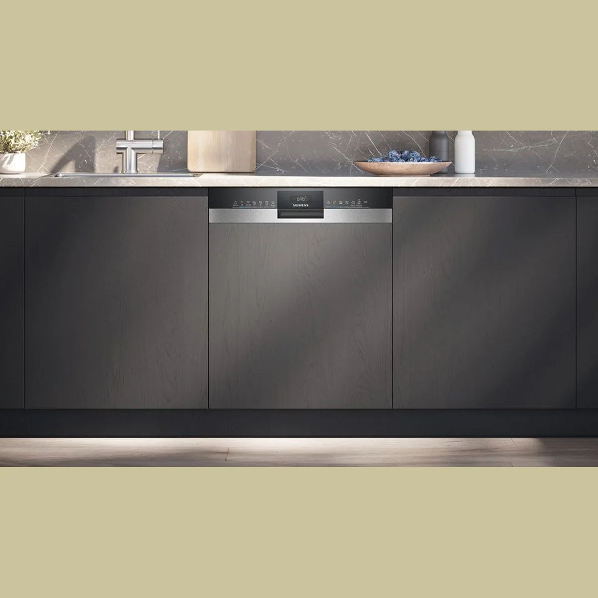 SIEMENS iQ300 Geschirrspüler SN53ES04TE, 13 Maßgedecke, Automatische Türöffnung, Flexible Körbe 3
