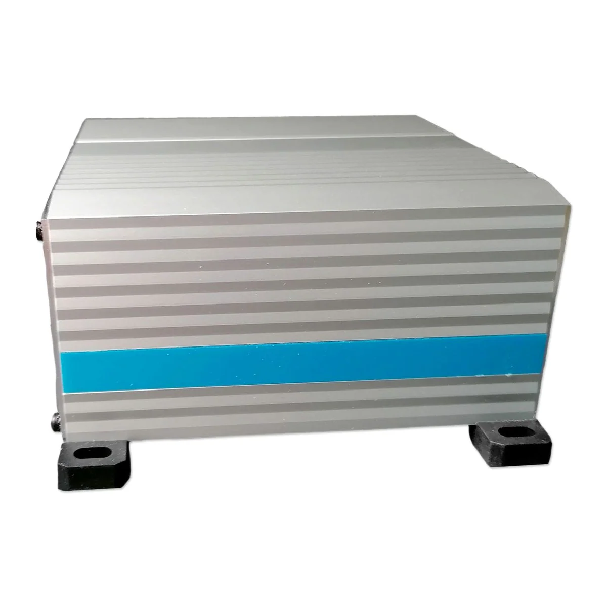 Votronic VCC 1212-50 Ladebooster 12V 50A, DC-DC Ladewandler für Bordbatterien 4